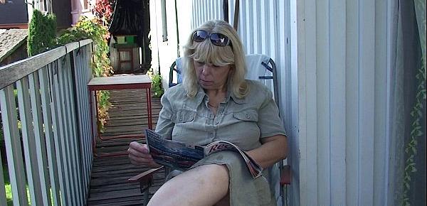  Doggy-fucking old blonde mother inlaw outdoor